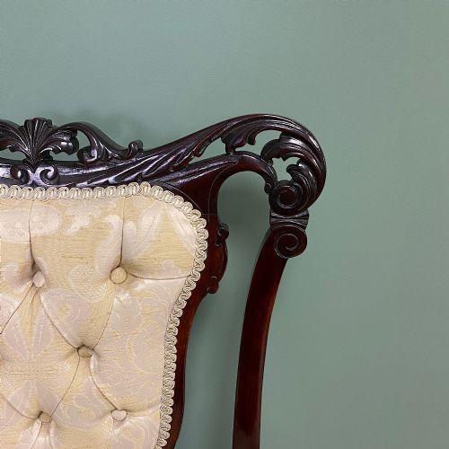 ELEGANT 19TH CENTURY UPHOLSTERED ANTIQUE ARM CHAIR - ADDITIONAL PHOTO 4