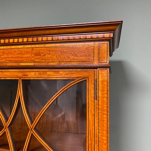 SPECTACULAR SATINWOOD VICTORIAN ANTIQUE BOOKCASE DISPLAY CABINET - ADDITIONAL PHOTO 5