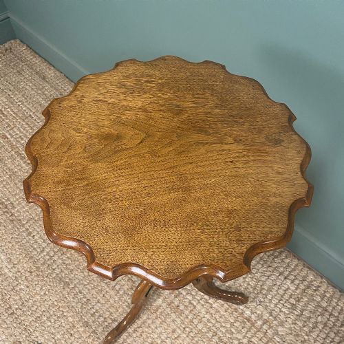 ELEGANT VICTORIAN WALNUT OCCASIONAL ANTIQUE LAMP TABLE - ADDITIONAL PHOTO 1