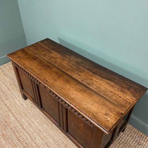 COUNTRY OAK EARLY 18TH CENTURY ANTIQUE COFFER - ADDITIONAL PHOTO 4