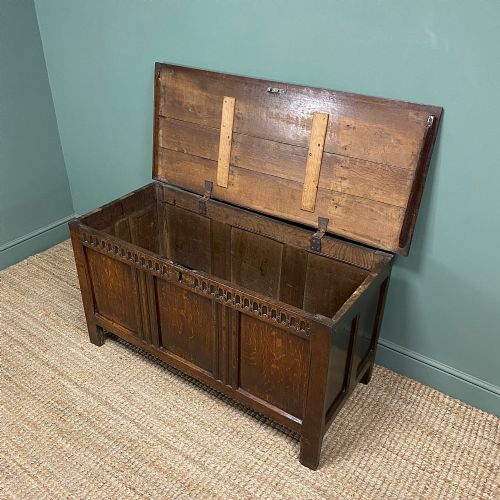COUNTRY OAK EARLY 18TH CENTURY ANTIQUE COFFER - ADDITIONAL PHOTO 5