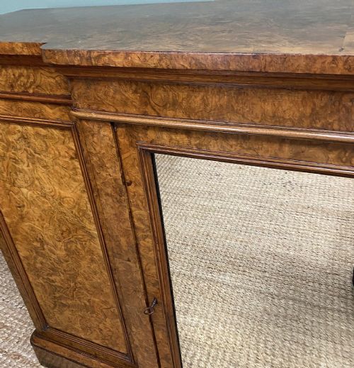 SUPERB QUALITY BURR WALNUT BREAKFRONT ANTIQUE SIDE CABINET - ADDITIONAL PHOTO 4