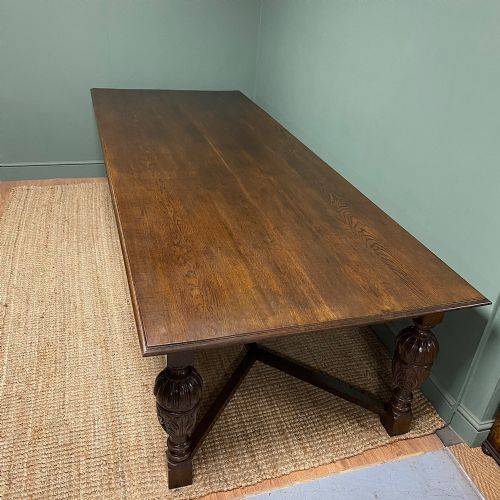 HUGE SOLID OAK ANTIQUE TABLE - ADDITIONAL PHOTO 1