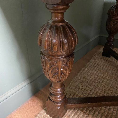 HUGE SOLID OAK ANTIQUE TABLE - ADDITIONAL PHOTO 3