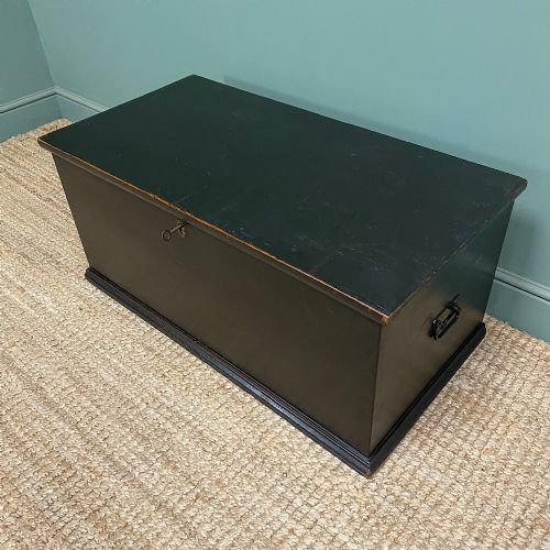 VICTORIAN PINE ANTIQUE PAINTED BEDDING BOX - ADDITIONAL PHOTO 2
