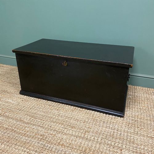 VICTORIAN PINE ANTIQUE PAINTED BEDDING BOX - ADDITIONAL PHOTO 4