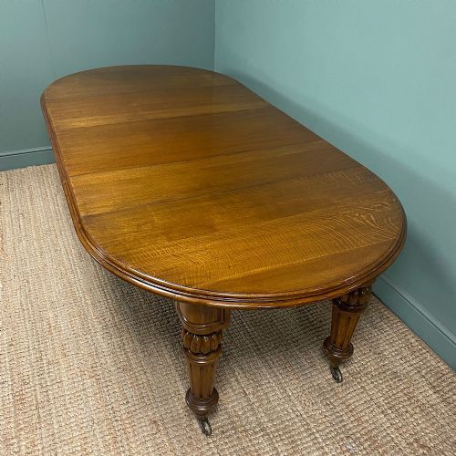 LARGE VICTORIAN ANTIQUE OAK WIND OUT EXTENDING DINING TABLE - ADDITIONAL PHOTO 1