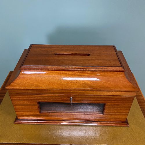STRIKING VICTORIAN MAHOGANY ANTIQUE LETTER BOX - ADDITIONAL PHOTO 4