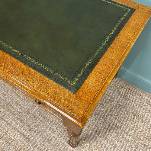 QUALITY VICTORIAN OAK ANTIQUE WRITING TABLE - ADDITIONAL PHOTO 4