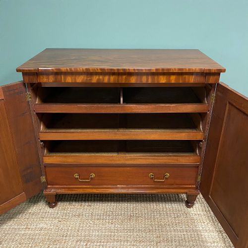 SUPERB QUALITY ANTIQUE REGENCY LINEN PRESS - ADDITIONAL PHOTO 2