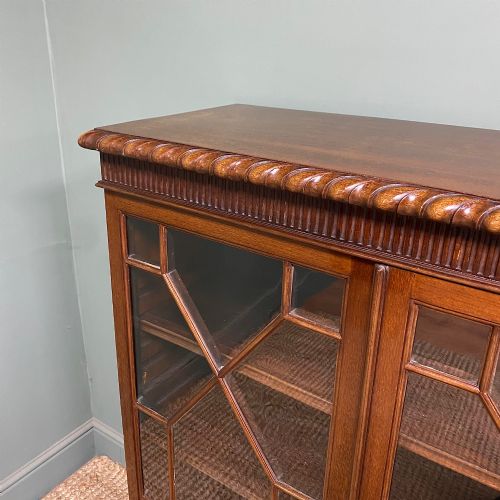 STUNNING PAIR OF ANTIQUE BOOKCASES - ADDITIONAL PHOTO 4