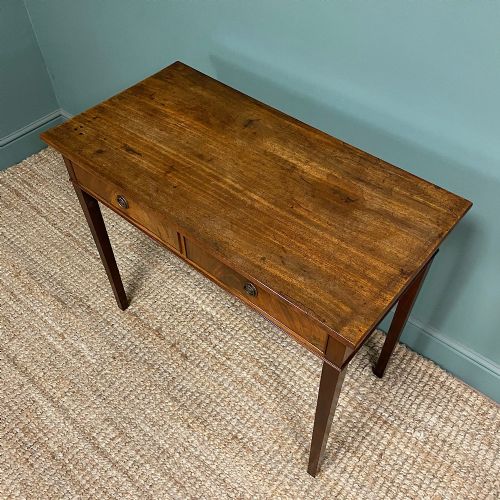 ELEGANT ANTIQUE VICTORIAN MAHOGANY SIDE TABLE - ADDITIONAL PHOTO 2