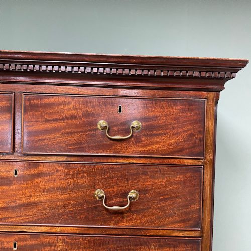 COUNTRY HOUSE GEORGE III ANTIQUE MAHOGANY CHEST - ADDITIONAL PHOTO 1