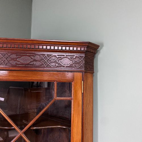 STUNNING EDWARDIAN ANTIQUE GLAZED CORNER DISPLAY CABINET - ADDITIONAL PHOTO 5
