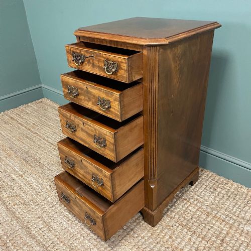 SMALL MAHOGANY ANTIQUE CHEST OF DRAWERS - ADDITIONAL PHOTO 5