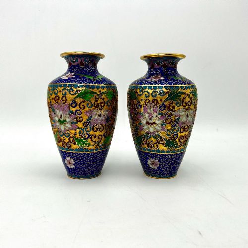 decorative pair of antique vases - CATEGORY: ANTIQUE VASES - DATED EDWARDIAN
