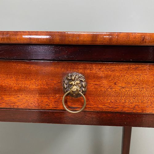 ELEGANT ANTIQUE GEORGIAN MAHOGANY SIDE TABLE - ADDITIONAL PHOTO 5