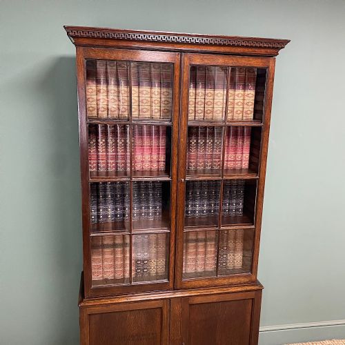 QUALITY VICTORIAN ANTIQUE GLAZED OAK BOOKCASE ON CUPBOARD - ADDITIONAL PHOTO 2