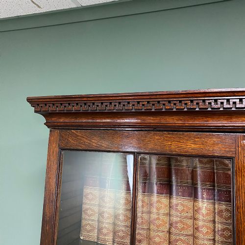 QUALITY VICTORIAN ANTIQUE GLAZED OAK BOOKCASE ON CUPBOARD - ADDITIONAL PHOTO 6