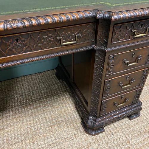 OUTSTANDING LARGE VICTORIAN MAHOGANY DESK - ADDITIONAL PHOTO 1