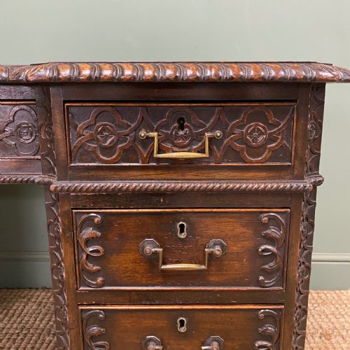 OUTSTANDING LARGE VICTORIAN MAHOGANY DESK - ADDITIONAL PHOTO 2