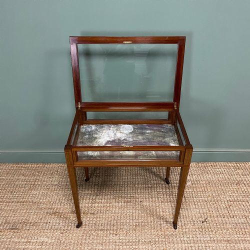 ELEGANT MAHOGANY GLAZED ANTIQUE EDWARDIAN BIJOUTERIE TABLE - ADDITIONAL PHOTO 4