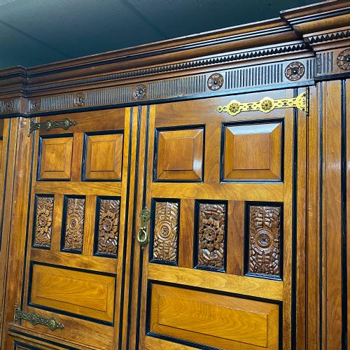 HUGE WALNUT ANTIQUE VICTORIAN WARDROBE BY ROBSON SONS - ADDITIONAL PHOTO 7