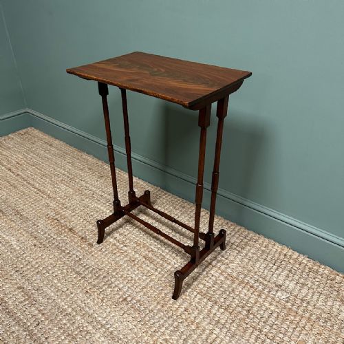 ELEGANT 19TH CENTURY MAHOGANY ANTIQUE LAMP TABLE - ADDITIONAL PHOTO 1