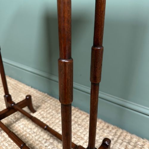 ELEGANT 19TH CENTURY MAHOGANY ANTIQUE LAMP TABLE - ADDITIONAL PHOTO 3
