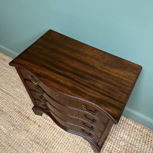 STUNNING SMALL ANTIQUE EDWARDIAN SERPENTINE CHEST OF DRAWERS - ADDITIONAL PHOTO 4