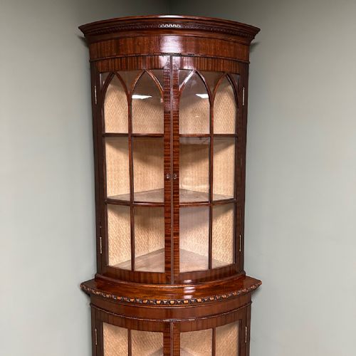 BEAUTIFUL EDWARDIAN MAHOGANY ANTIQUE BOW FRONTED CORNER CABINET - ADDITIONAL PHOTO 4