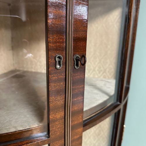 BEAUTIFUL EDWARDIAN MAHOGANY ANTIQUE BOW FRONTED CORNER CABINET - ADDITIONAL PHOTO 8