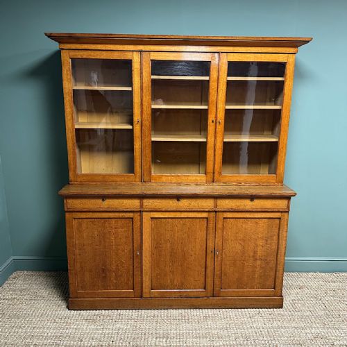 quality large victorian antique oak bookcase on cupboard - CATEGORY: ANTIQUE BOOKCASES - DATED VICTORIAN