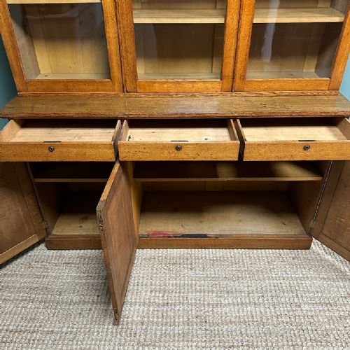 QUALITY LARGE VICTORIAN ANTIQUE OAK BOOKCASE ON CUPBOARD - ADDITIONAL PHOTO 3