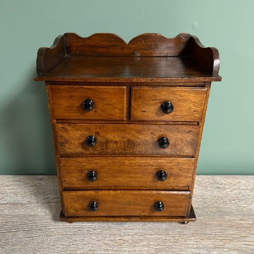 STUNNING MAHOGANY ANTIQUE APPRENTICE CHEST - ADDITIONAL PHOTO 1