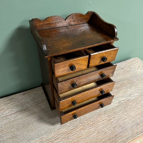 STUNNING MAHOGANY ANTIQUE APPRENTICE CHEST - ADDITIONAL PHOTO 3