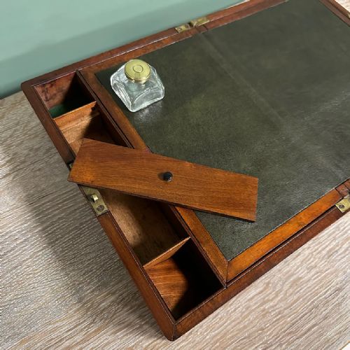 OUTSTANDING SMALL ANTIQUE WRITING BOX SLOPE - ADDITIONAL PHOTO 2