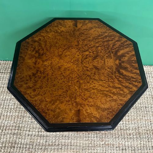 SMALL VICTORIAN AMBOYNA ANTIQUE OCCASIONAL TABLE - ADDITIONAL PHOTO 3