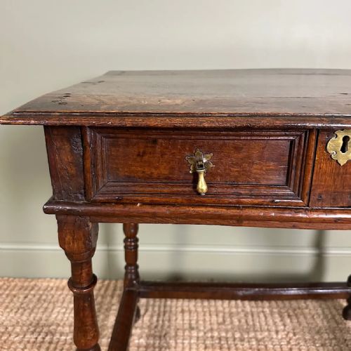 STUNNING 18TH CENTURY GEORGIAN OAK ANTIQUE LOW BOY - ADDITIONAL PHOTO 2