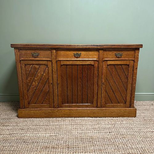 quality victorian antique oak sideboard - CATEGORY: ANTIQUE SIDEBOARDS - DATED VICTORIAN
