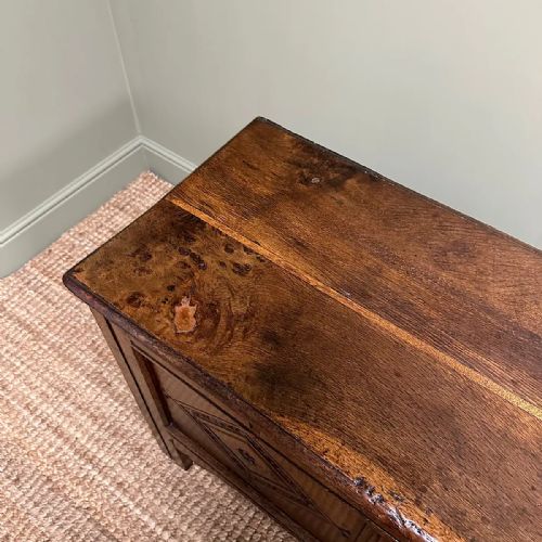 18TH CENTURY PERIOD ANTIQUE OAK COFFER - ADDITIONAL PHOTO 2
