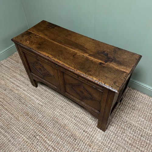 18TH CENTURY PERIOD ANTIQUE OAK COFFER - ADDITIONAL PHOTO 5