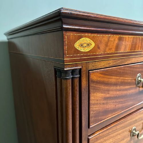SPECTACULAR ANTIQUE GEORGIAN MAHOGANY CHEST OF DRAWERS - ADDITIONAL PHOTO 2