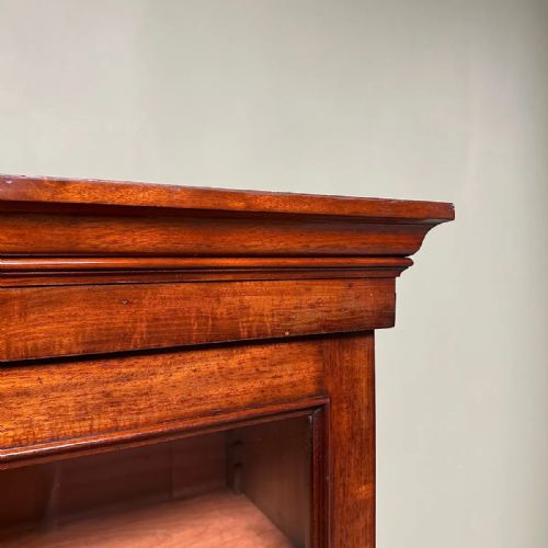 STRIKING VICTORIAN MAHOGANY ANTIQUE BOOKCASE BY HEALS - ADDITIONAL PHOTO 5