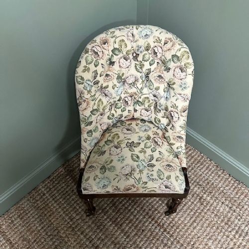 SMALL UPHOLSTERED VICTORIAN ANTIQUE CHAIR - ADDITIONAL PHOTO 3