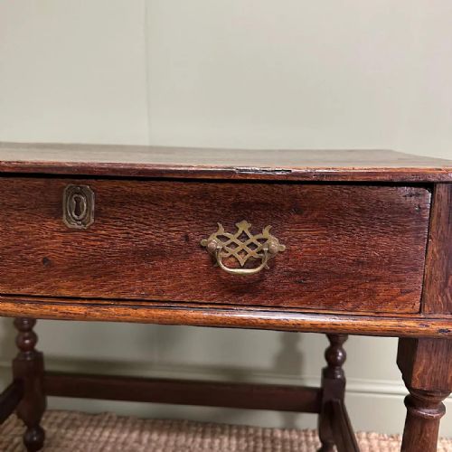 QUALITY ANTIQUE GEORGIAN OAK SIDE TABLE - ADDITIONAL PHOTO 1