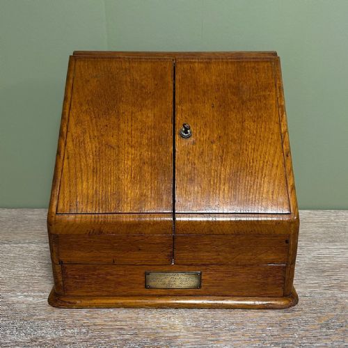 MAGNIFICENT QUALITY VICTORIAN OAK ANTIQUE STATIONARY CABINET - ADDITIONAL PHOTO 3
