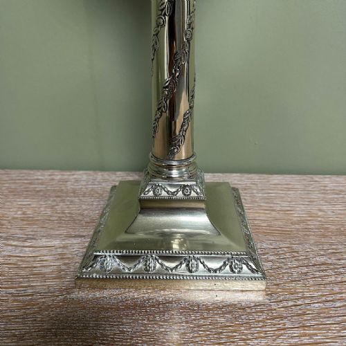 STUNNING LARGE SILVER PLATED ANTIQUE VICTORIAN OIL LAMP - ADDITIONAL PHOTO 5