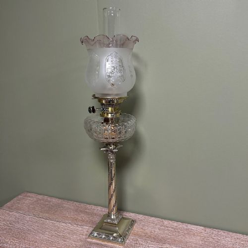STUNNING LARGE SILVER PLATED ANTIQUE VICTORIAN OIL LAMP - ADDITIONAL PHOTO 6