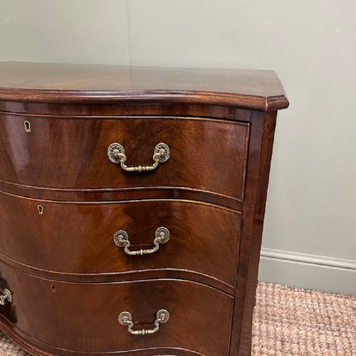 STUNNING SMALL ANTIQUE EDWARDIAN SERPENTINE CHEST OF DRAWERS - ADDITIONAL PHOTO 4